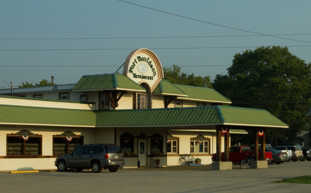 Fort Davidson Hotel and Cafe Arcadia Valley lodging near johnsons shut ...